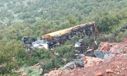 Gaziantep'te devrildikten sonra yanan tırın sürücüsü hayatını kaybetti