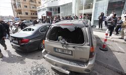 GÜNCELLEME 2 - İsrail'in Lübnan'daki beldelere düzenlediği saldırılarda 10 kişi hayatını kaybetti