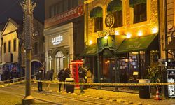 GÜNCELLEME - Kocaeli'de eğlence mekanına düzenlenen silahlı saldırıda 3 kişi öldü, 2 kişi yaralandı