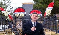 Halk ozanı Aşık Veysel vefatının 53. yılında Sivas'ta anıldı