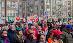 Hollanda'da ırkçılık ve ayrımcılık karşıtı gösteri düzenlendi