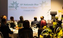 Hollanda'da Müslümanlar ve farklı dini toplulukların temsilcileri iftarda buluştu