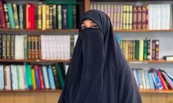 Hollandalı mühtedi Meryem, Kur'an ile hayatının değiştiğini ve şifa bulduğunu anlattı: