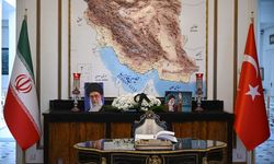 İran'ın Ankara Büyükelçiliğinde, İran lideri Hamaney için taziye defteri açıldı
