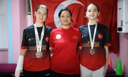 İşitme engelli kardeşlerin hedefi tekvandoda milli formayı giymek