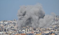 İsrail, Lübnan'ın başkenti Beyrut'taki Dahiye bölgesine hava saldırıları düzenledi