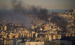 İsrail, Lübnan'ın güneyine ve doğusuna şiddetli hava saldırıları düzenledi