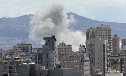 İsrail ordusu Lübnan'ın başkenti Beyrut'un güneyindeki Dahiye bölgesine hava saldırısı düzenledi