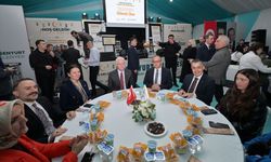 İstanbul Valisi Gül, Esenyurt'ta vatandaşlarla iftar yaptı