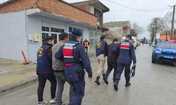 İstanbul'da piyasaya sürülmek üzere hazırlanan 306 kilogram at eti ele geçirildi