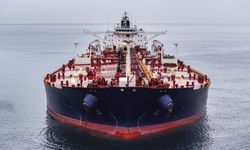 Karadeniz'de saldırıya uğrayan 'Altura' isimli tanker Kilyos açıklarına demirledi