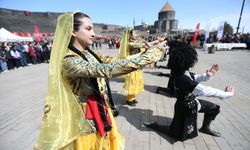 Kars ve Ardahan'da Nevruz Bayramı kutlandı