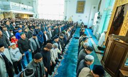 Kazakistan'da bayram namazı kılındı