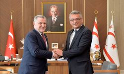 KKTC Cumhurbaşkanı Erhürman, Gençlik ve Spor Bakanı Bak ile görüştü