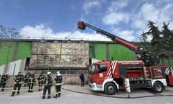 Kocaeli'de sunta fabrikasında çıkan yangın söndürüldü