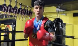 Kum torbasıyla başladığı wushuda hedefi elde ettiği başarılara yenilerini eklemek