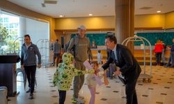 Marmaris'te turizm sezonu İngiliz turist kafilesinin gelmesiyle başladı