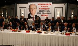 MHP Genel Sekreter Yardımcısı Osmanağaoğlu, partisinin İzmir'deki iftar programında konuştu: