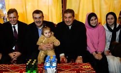 Milli Eğitim Bakanı Tekin, Esenler'de ramazan etkinlik alanını ziyaret etti: