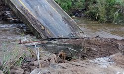 Muğla'da şiddetli yağış nedeniyle köprü çöktü