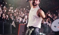 Rus şarkıcı ve şarkı yazarı Jony, Türkiye'deki ilk solo konserini verdi