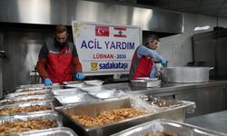 Sadakataşı Derneği, Lübnan'da İsrail saldırıları nedeniyle yerinden edilen 500 aileye yardım ulaştırdı