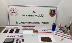Sakarya'da uyuşturucu operasyonunda 3 zanlı tutuklandı