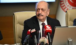 Sosyal medyaya ve doğum iznine yönelik düzenlemeleri de içeren kanun teklifi komisyonda