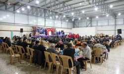 Suriye'deki Saydnaya Hapishanesi'nin eski tutukluları iftarda buluştu