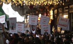 Suriye'nin başkenti Şam'da 2011 protestolarının yıldönümünde yürüyüş düzenlendi