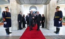 TBMM Başkanı Kurtulmuş, Bükreş'te, Romanya Başbakanı Bolojan ile görüştü