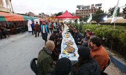 Trabzon Büyükşehir Belediyesince Halep'te 'kardeşlik iftarı' düzenlendi