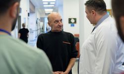 Vücudundan alınan dokuyla dil ve ağız tabanı yapılan hasta yeniden konuşmaya başladı