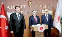 Adalet Bakanı Gürlek, Diyarbakır'da ziyaretlerde bulundu