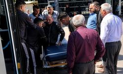 Adıyaman'da halk otobüsü şoförü fenalaşan yolcuyu hastaneye yetiştirdi
