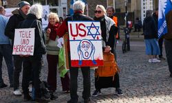 Almanya'da Volkswagen'in İsrail için silah üreteceği iddiası Osnabrück'te protesto edildi