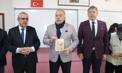 Amasya'da akademisyenlerin hazırladığı çizgi roman öğrencilere hediye edildi