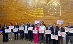 AP'deki en büyük ikinci siyasi grup, İsrail ile ortaklığın askıya alınması için protesto düzenledi