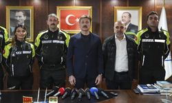 Bahçelievler'de 3 aylık bebeği hastaneye yetiştiren motosikletli zabıta ekibi ödüllendirildi