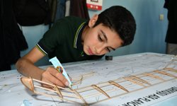 Batman'da öğrenciler model uçak eğitimi alıyor