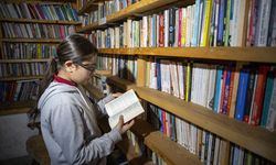 Bolu'da 150 yıllık konakta açılan kütüphane, tarihin gölgesinde öğrencileri ağırlıyor