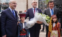 Çalışma ve Sosyal Güvenlik Bakanı Vedat Işıkhan, Denizli'de konuştu: