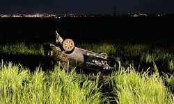 Diyarbakır'da devrilen otomobildeki 10 kişi yaralandı