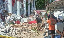 Endonezya açıklarında 7,4 büyüklüğünde deprem meydana geldi