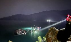 GÜNCELLEME - Fethiye'de batan teknedeki 1 kişi öldü, 6 kişi kurtarıldı