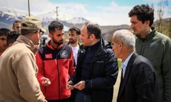GÜNCELLEME - Hakkari'de dereye düşen çocuğu arama çalışmalarına ara verildi