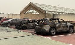 İran'ın İsrail'in kuzeyini hedef aldığı misillemede füze parçaları Hayfa'ya isabet etti