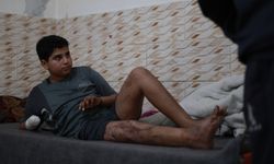 İsrail'in geride bıraktığı mühimmatla engelli kalan Gazzeli Muhammed: 'Başka çocuklar benim gibi olmasın'