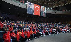 İstanbul Valiliği ile İl Milli Eğitim Müdürlüğünce 23 Nisan etkinliği yapıldı