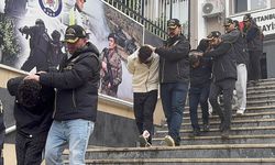 İstanbul'da alım-satım uygulamaları üzerinden dolandırıcılık yapan 10 şüpheli yakalandı